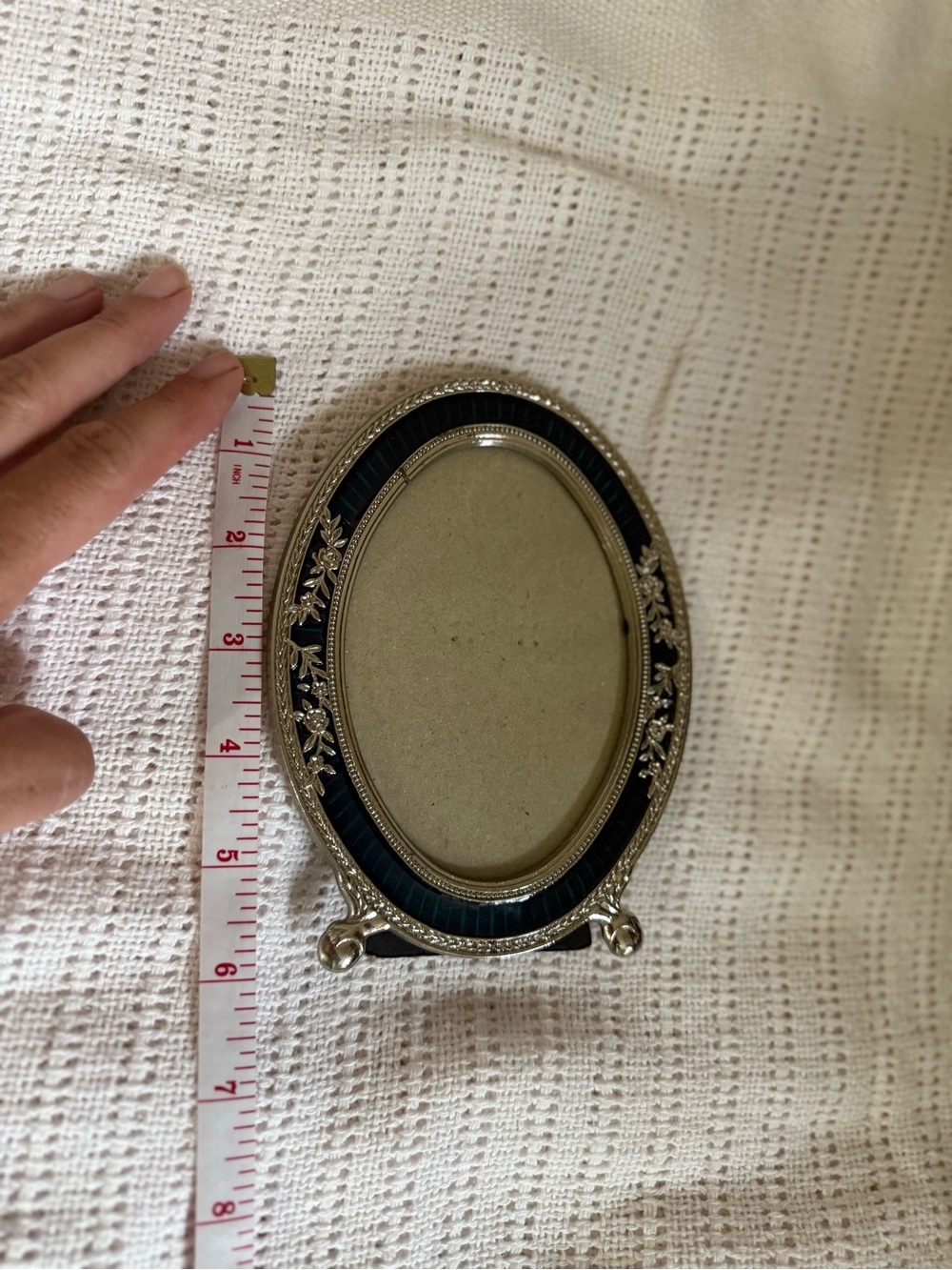 Silver Oval Photo Frame